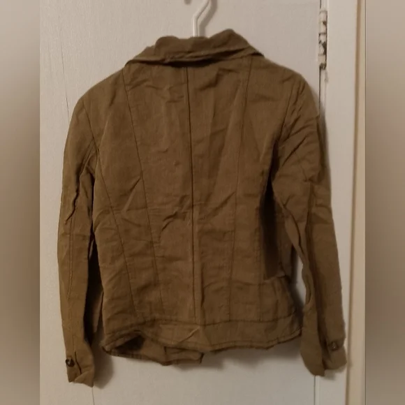 Chic Utility Jacket in Tan - Picture 3 of 5